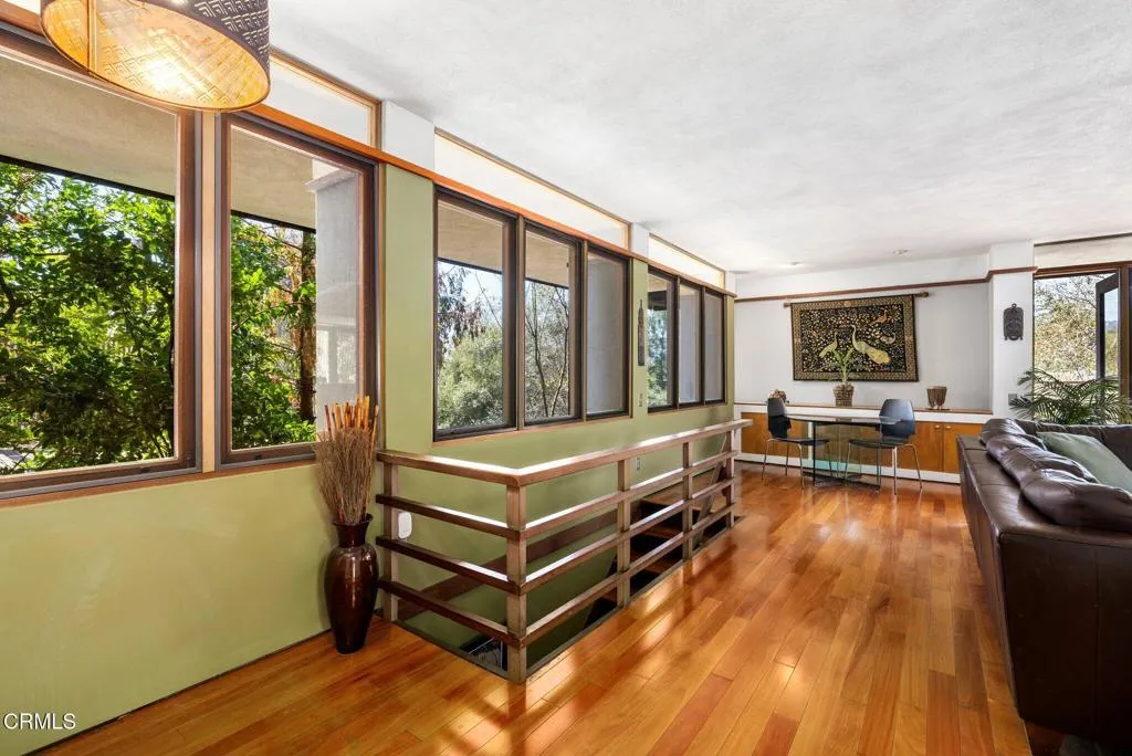 4639 El Camino Corto, La Canada Flintridge, California 91011 home-pic-40